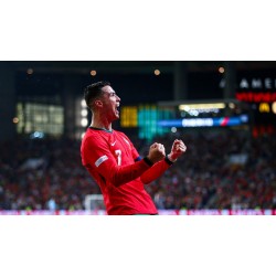 CRISTIANO RONALDO marca 910º golo na carreira